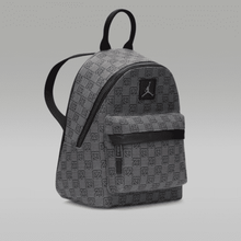 Cargar imagen en el visor de la galería, Jordan Monogram Mini Backpack
