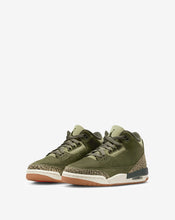 Cargar imagen en el visor de la galería, Big Kids' Air Jordan 3 Retro
