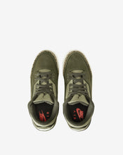 Cargar imagen en el visor de la galería, Big Kids' Air Jordan 3 Retro

