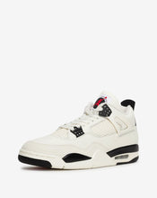 Cargar imagen en el visor de la galería, Air Jordan 4 Retro "Flight Club" GS
