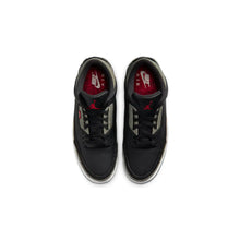 Cargar imagen en el visor de la galería, Levi Strauss &amp; Co x Air Jordan 3 Retro Denim Black
