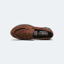 Cargar imagen en el visor de la galería, NEW BALANCE U1906L &#39;&#39; RICH OAK &#39;&#39;
