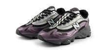 Cargar imagen en el visor de la galería, NEW BALANCE M1000 &#39;&#39; DARK ICE WINE &#39;&#39;
