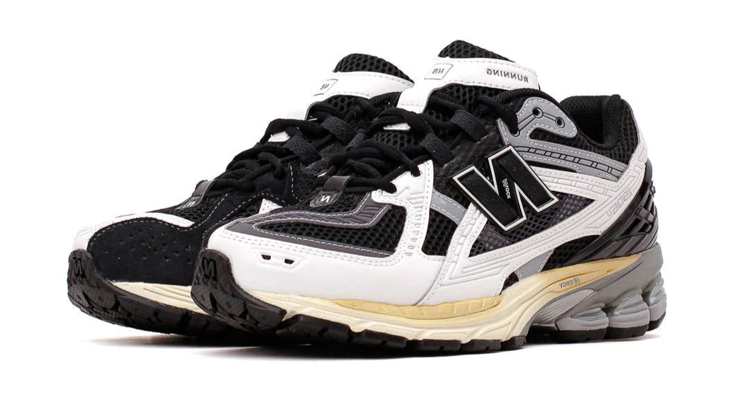 New Balance 1906U Black Sea Salt Magnet