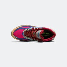 Cargar imagen en el visor de la galería, NEW BALANCE U990AT6 x Action Bronson

