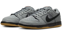 Cargar imagen en el visor de la galería, NIKE SB DUNK LOW PRO &#39;&#39; COOL GREY &#39;&#39;
