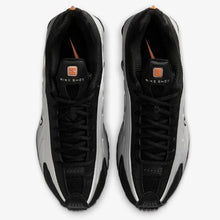 Cargar imagen en el visor de la galería, NIKE SHOX R4 &#39;&#39; BRIGHT MANDARIN &#39;&#39;
