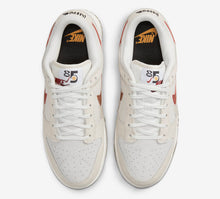 Cargar imagen en el visor de la galería, Wmns Nike Dunk Low SE “85”
